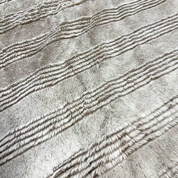 Frye Soft Plush Comforter Set - Picture 5 of 12